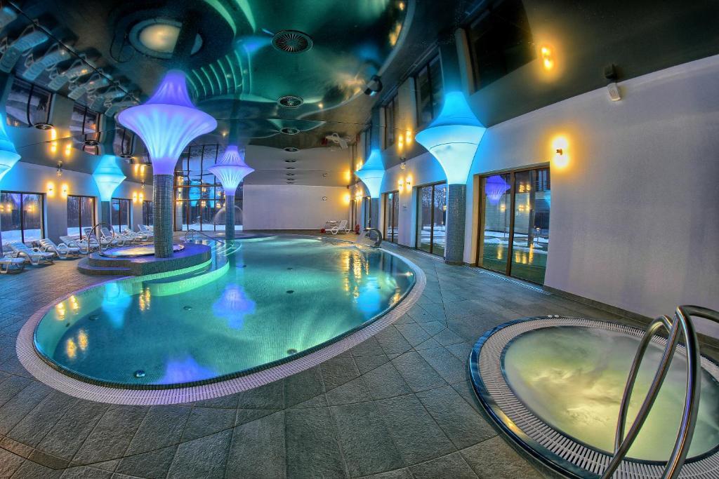 Hotel Arkas Proszkow Exterior photo